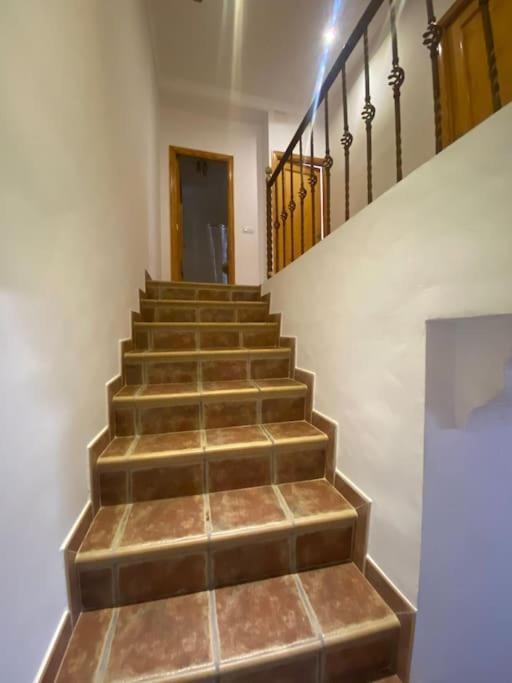 Agradable Casa Con Chimenea Interior Y Barbacoa. Villa Graja de Iniesta Luaran gambar